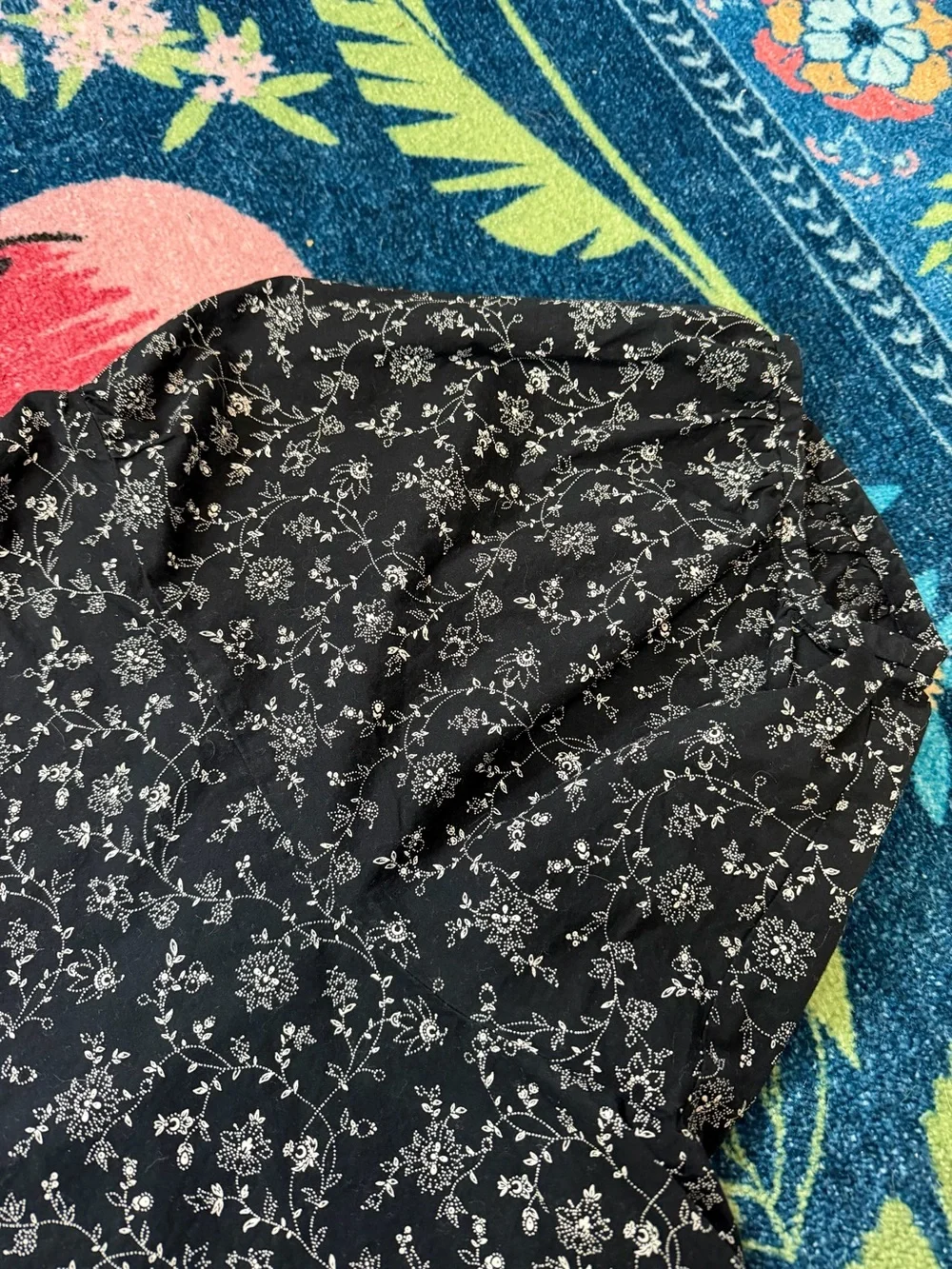 Madewell Black Floral Puff-Sleeve Blouse - Picture 2 of 5
